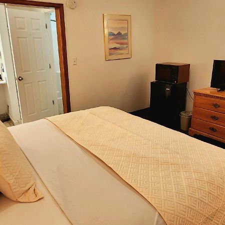 Silver Saddle Motel Маниту-Спрингс Экстерьер фото