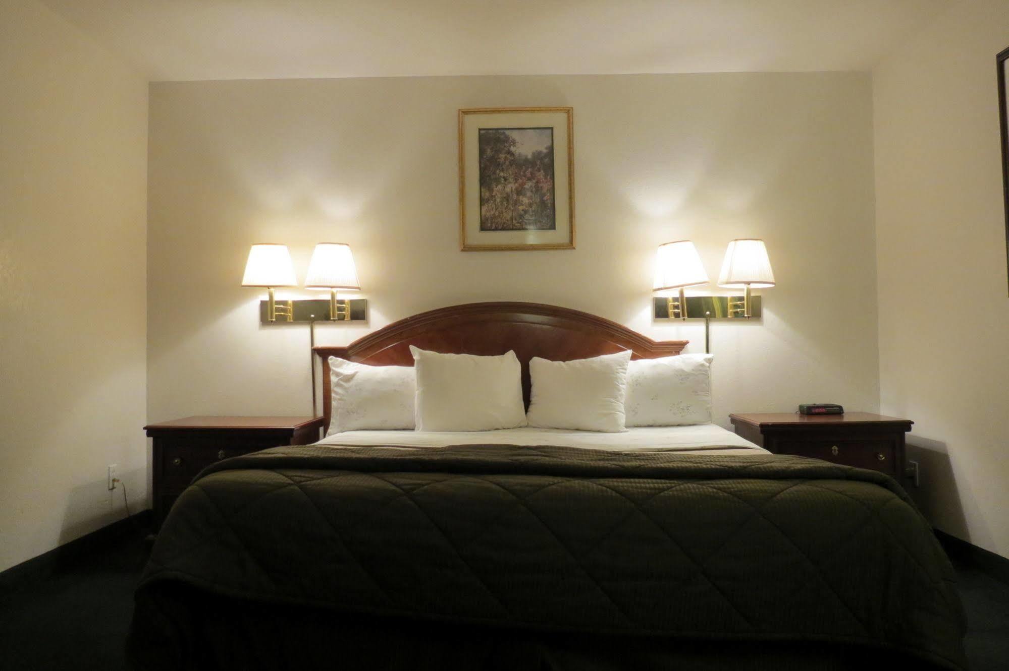 Silver Saddle Motel Маниту-Спрингс Экстерьер фото